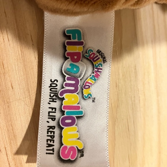 Christmas Flipmallow Duo - reindeer/penguin and elf/polar bear! - Picture 7 of 7